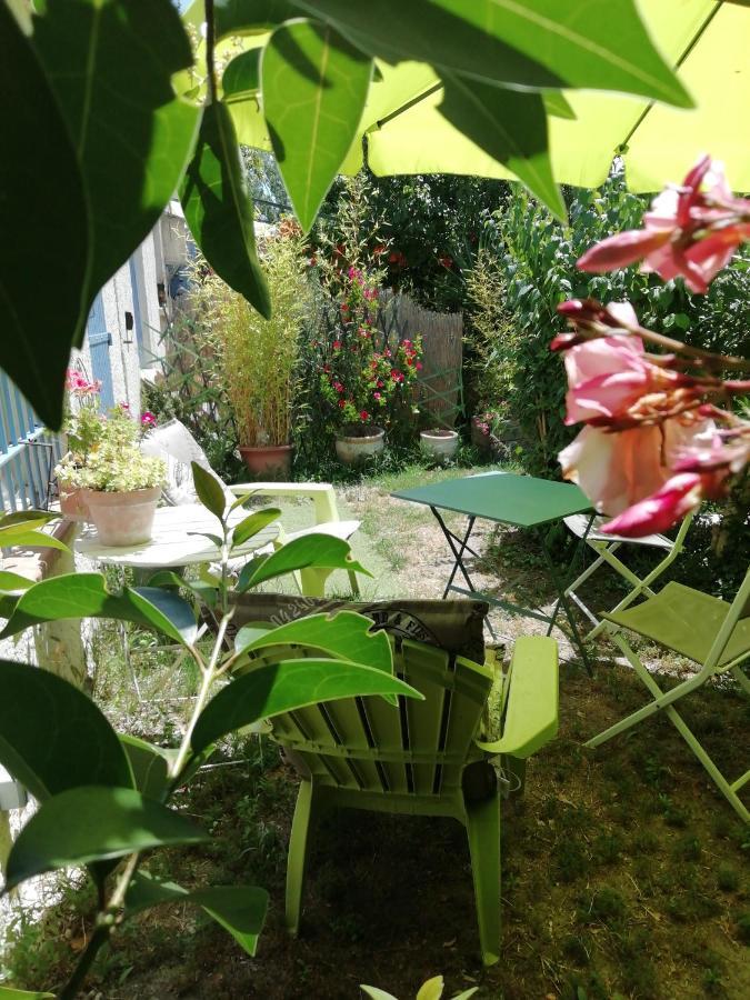 Chambre D'Hote - Mas Le Barret Арль Екстер'єр фото